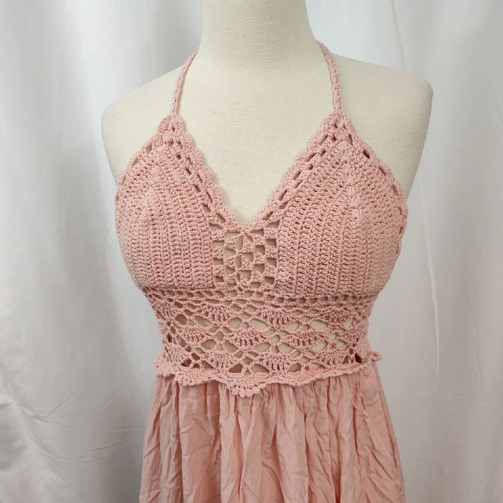 Elegant Pink Crochet Backless Dress